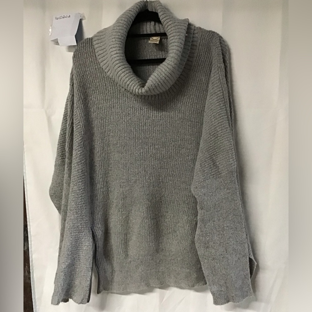 Faded glory 4x sweater